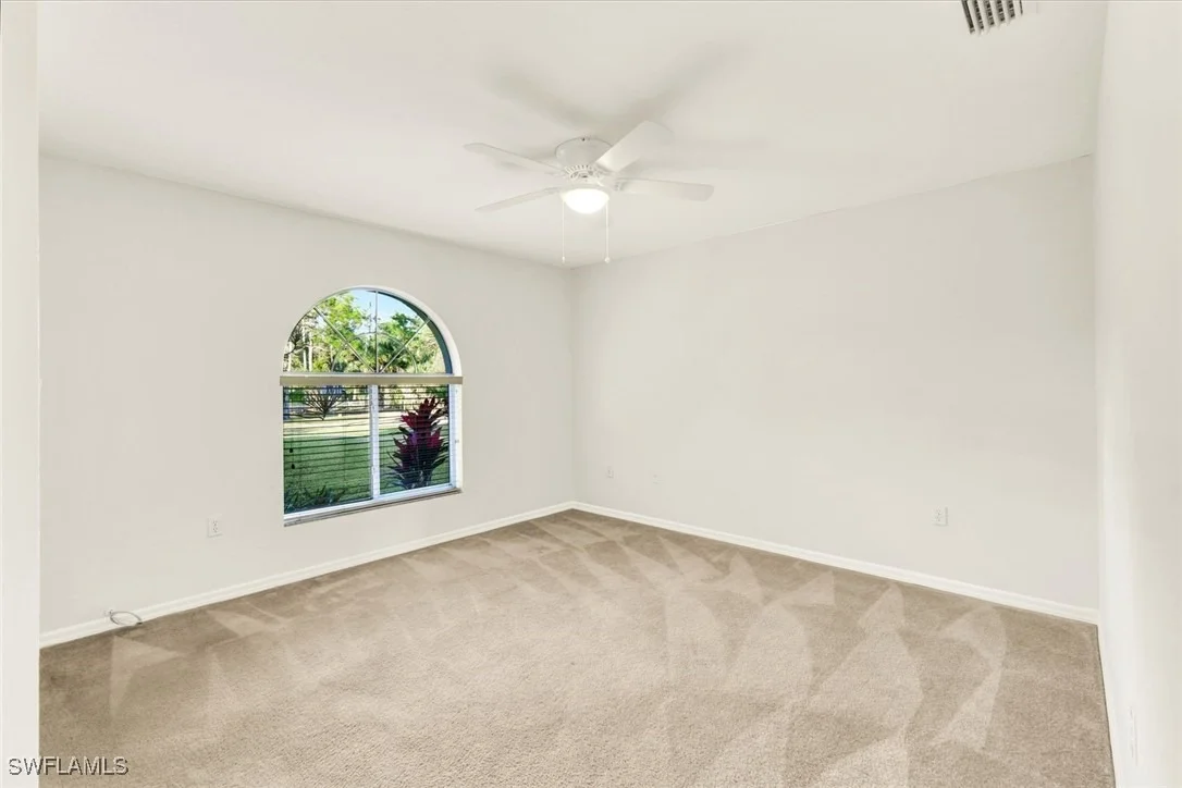 Photo of 3332 White Boulevard