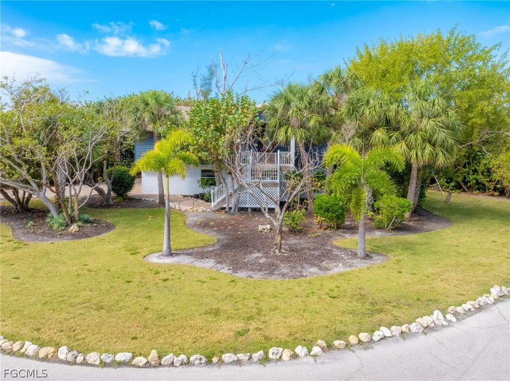 Photo of 1813 Long Point Lane