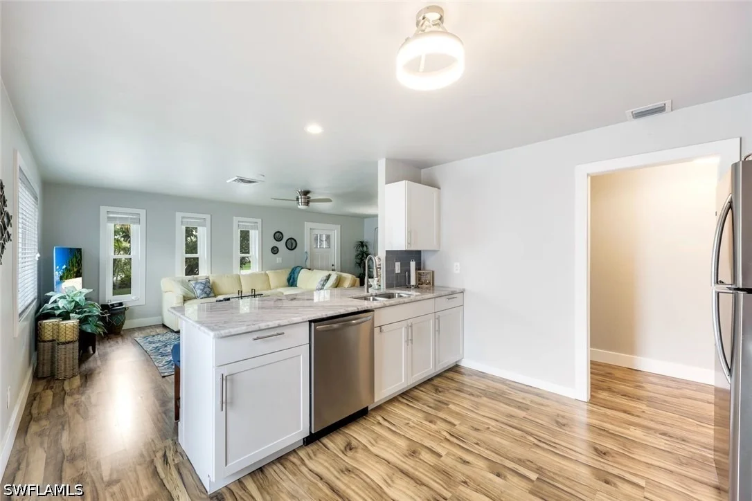 Photo of 645 101st Avenue N