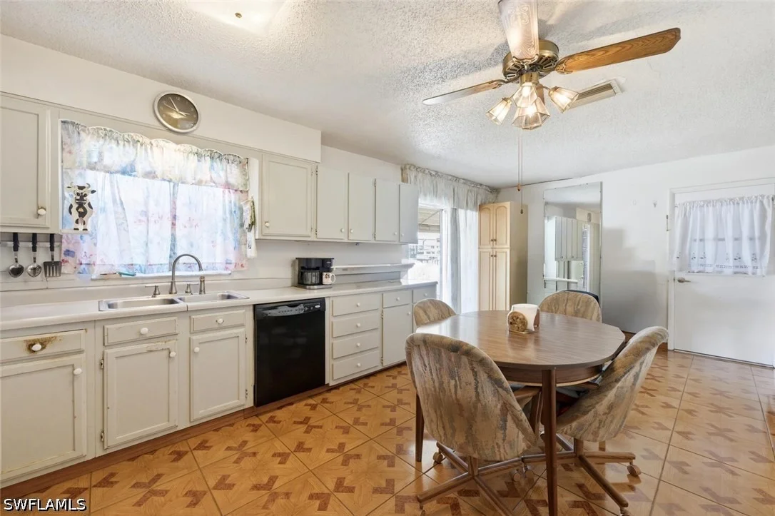Photo of 819 98th Avenue N