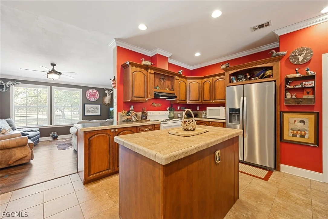 Photo of 2032 Ortona Locks Road
