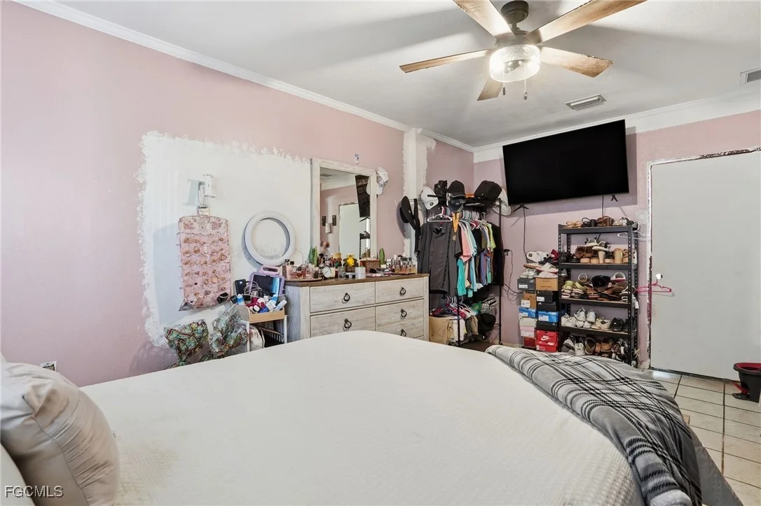 Photo of 829 N Bridge Street