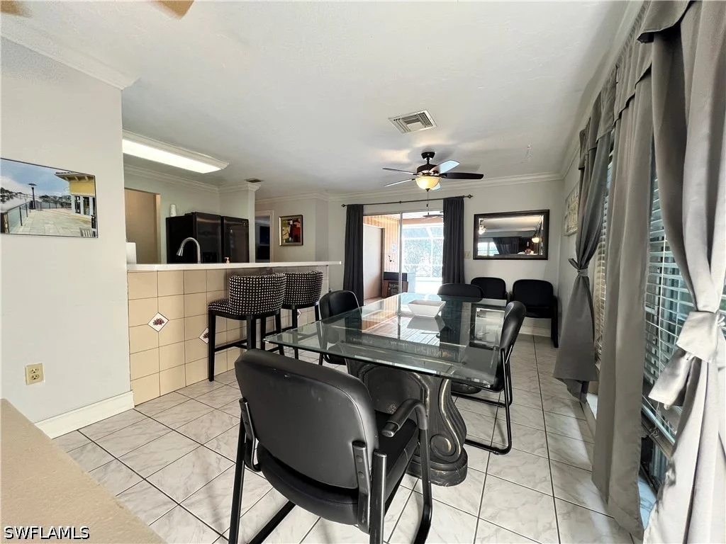 Photo of 690 95th Avenue N