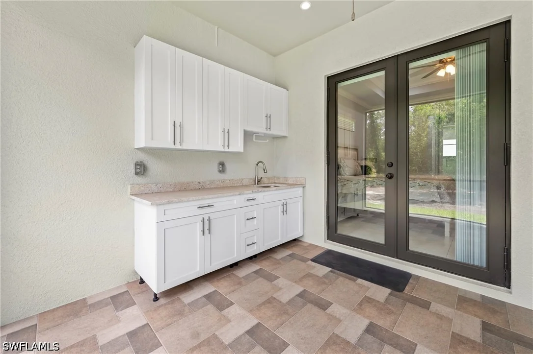 Photo of 348 14th Avenue NE