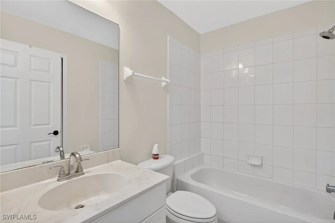 Photo of 5012 Fairhaven Lane