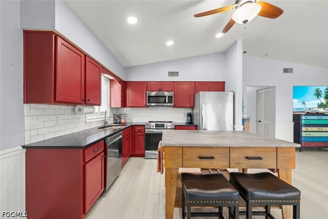 Photo of 589 Rabbit Road