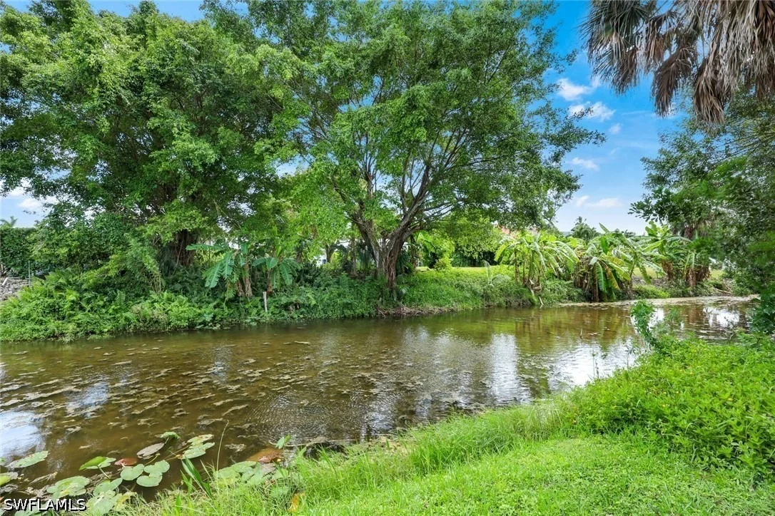 Photo of 2207 Imperial Golf Co Boulevard