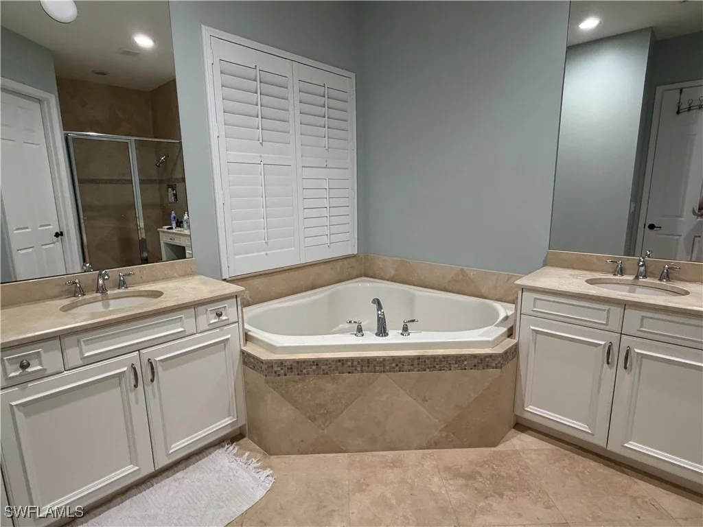 Photo of 3195 Pacific Drive