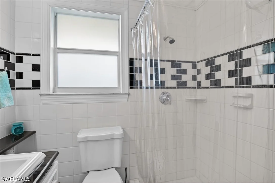 Photo of 533 98th Avenue N