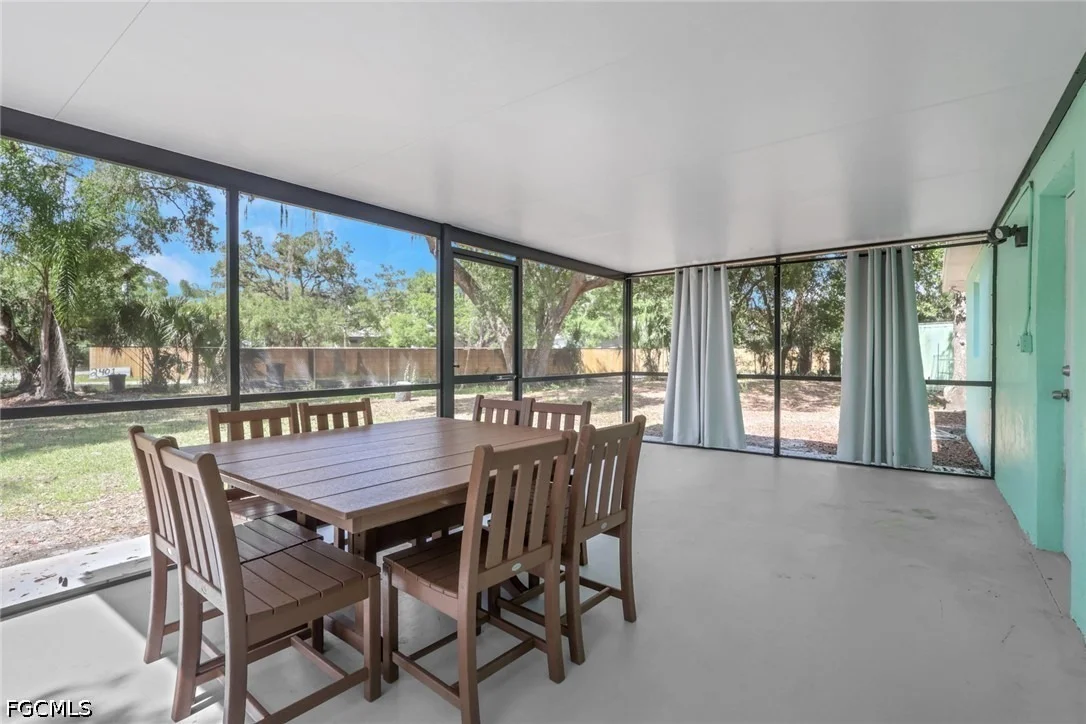 Photo of 2431 Lippincott Road
