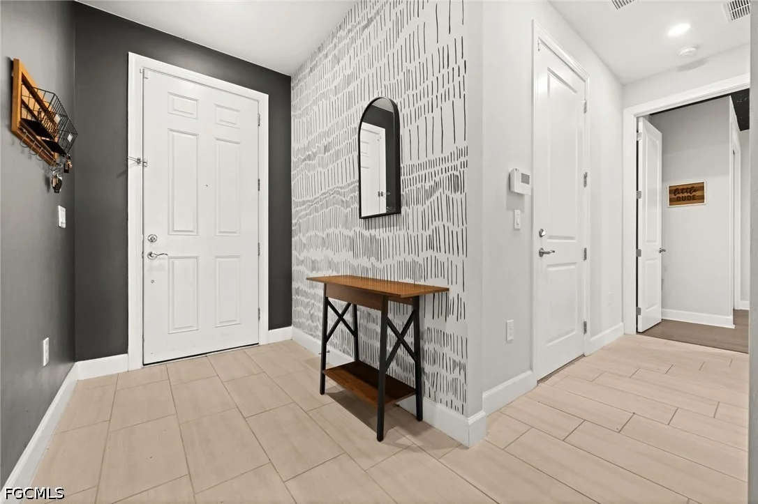 Photo of 42364 Edgewater Drive