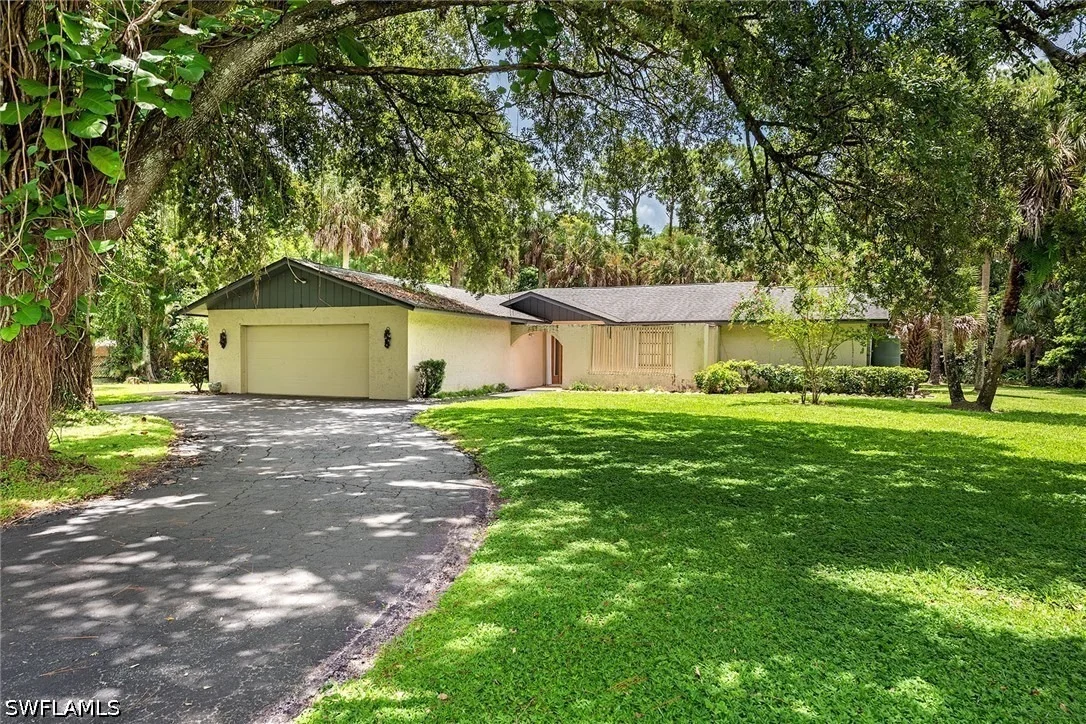 Photo of 6040 Lancewood Way