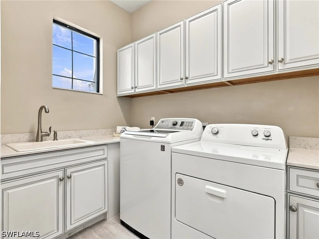 Photo of 2227 Somerset Place