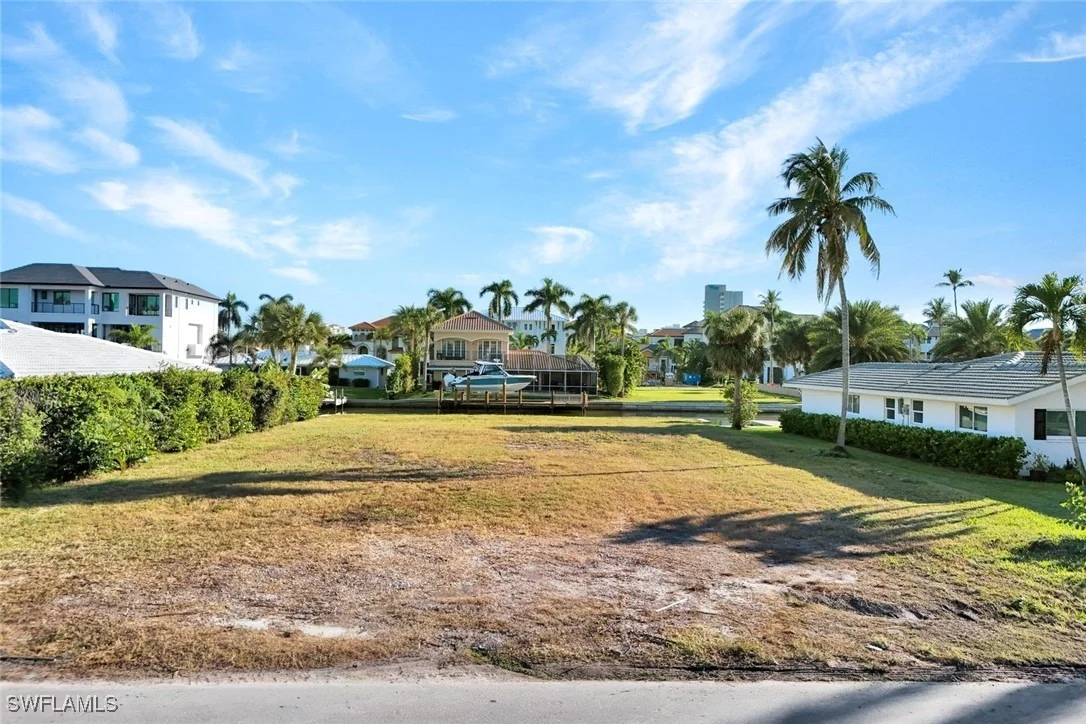 Photo of 112 Seabreeze Avenue