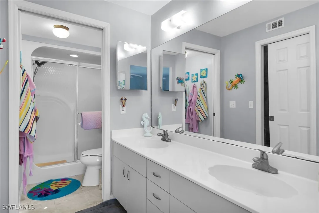 Photo of Unit 2207 at 409 Gabriel Circle