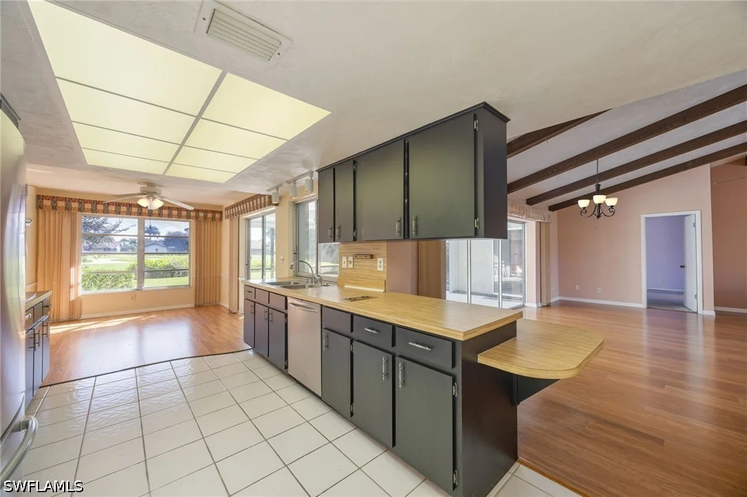 Photo of 379 Torrey Pines Point
