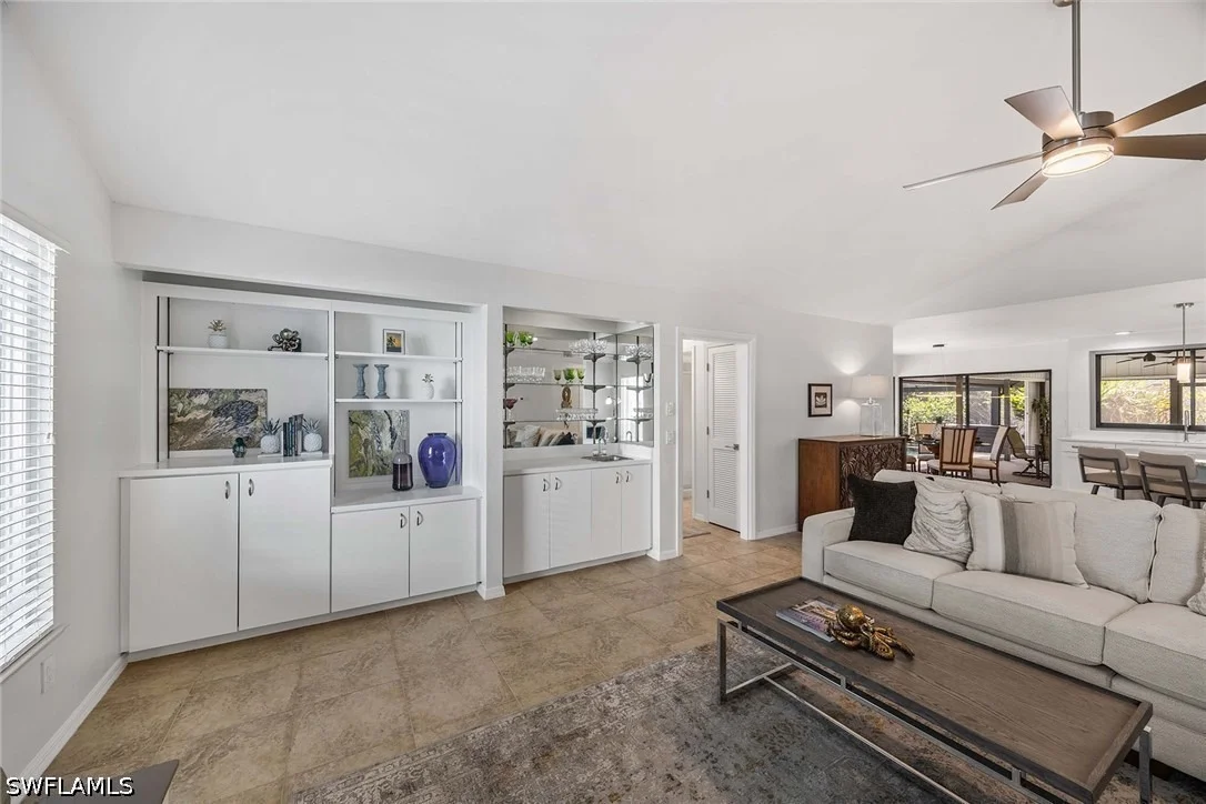 Photo of 2529 Kings Lake Boulevard