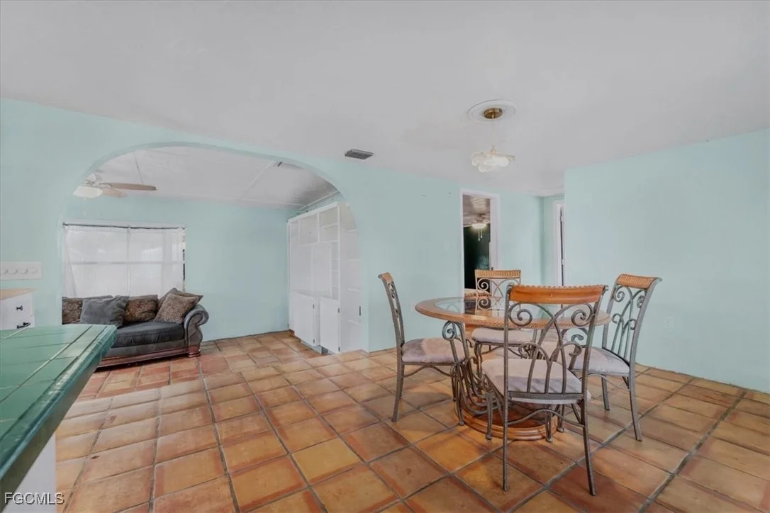 Photo of 1083 Sunset Strip