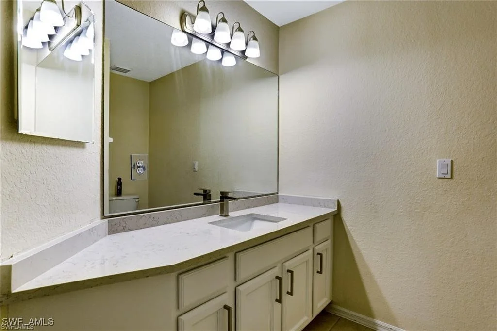 Photo of 14047 Danpark Loop