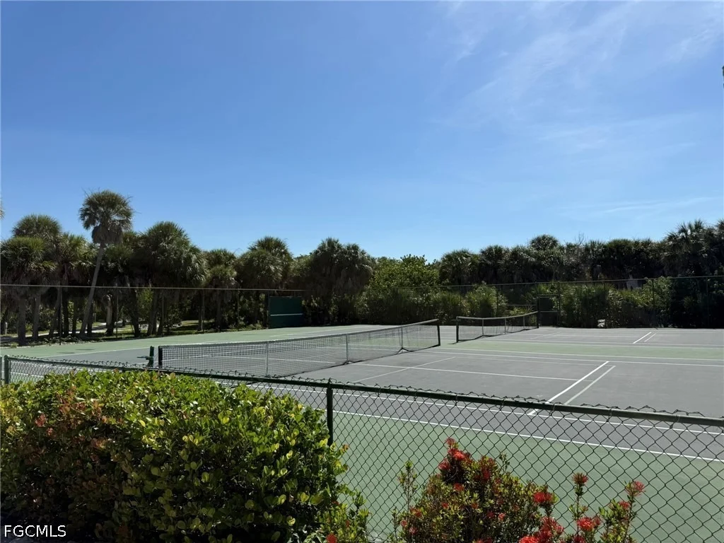 Photo of 4486 Hammock Court