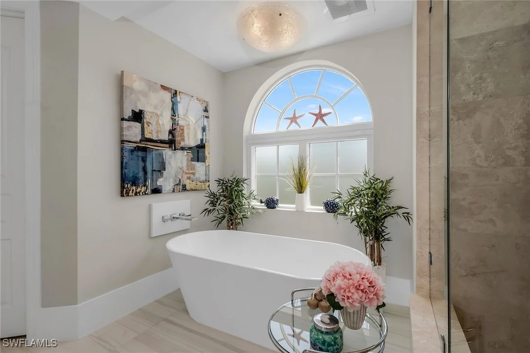 Photo of Unit 306 at 700 La Peninsula Boulevard