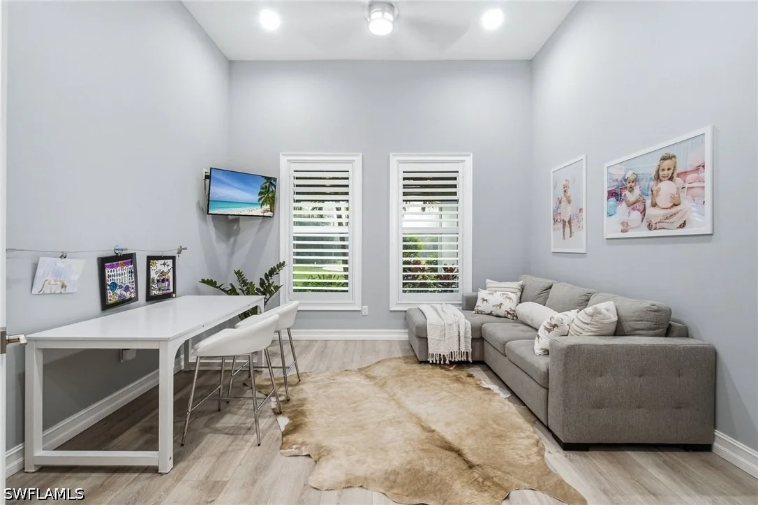 Photo of 5737 Hidden Oaks Lane