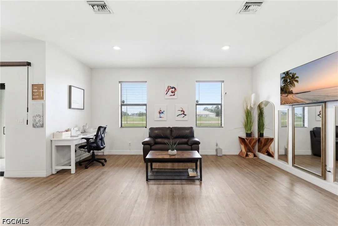 Photo of 9049 Green Circle
