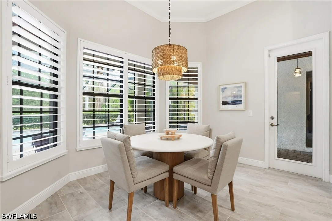 Photo of 2327 Somerset Place