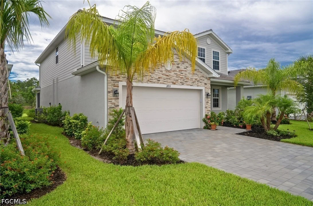Photo of 2433 Avocado Lane