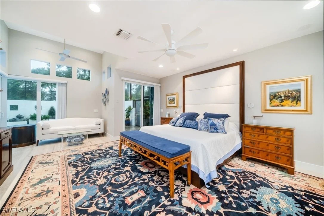 Photo of 367 5th Avenue N
