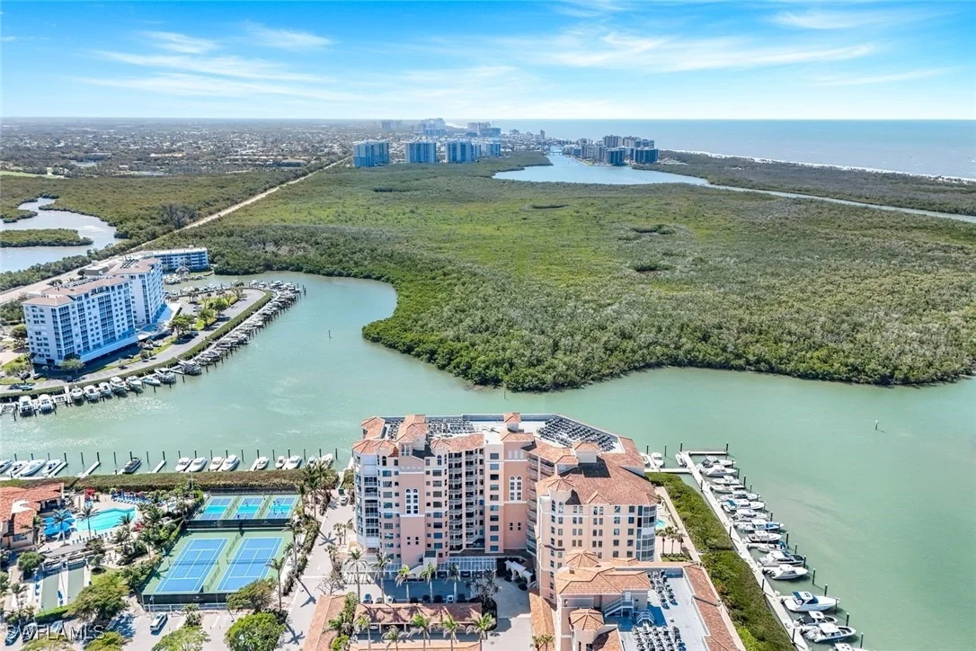 Photo of Unit 604 at 425 Dockside Drive