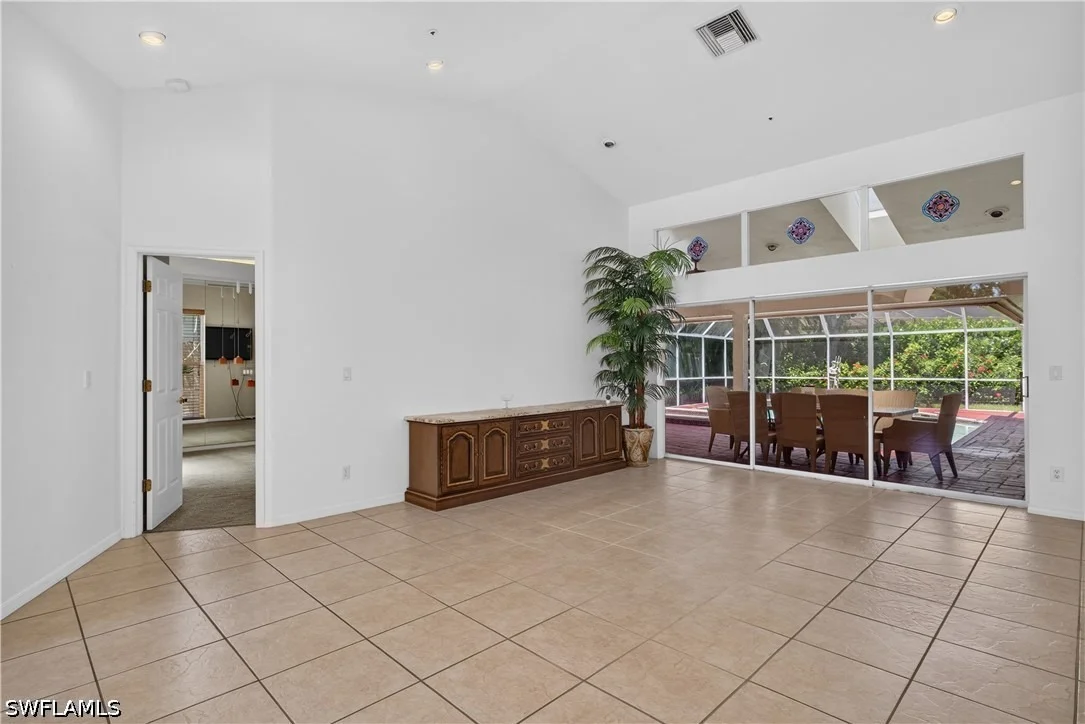 Photo of 240 Stonegate Court