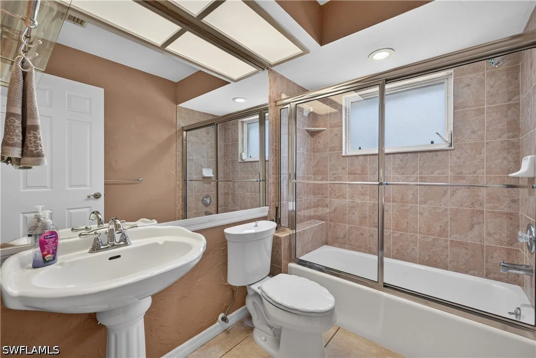 Photo of 240 Stonegate Court