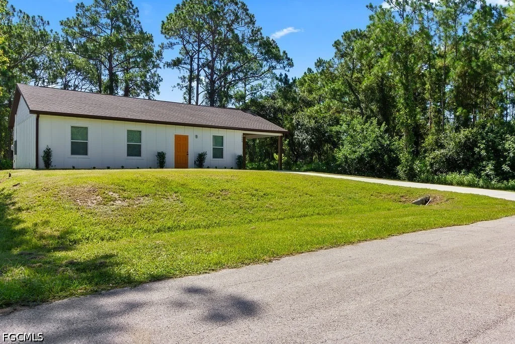 Photo of 2008 Robert Avenue