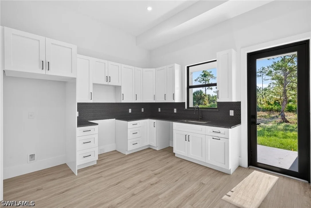 Photo of 4164 Everglades Boulevard N