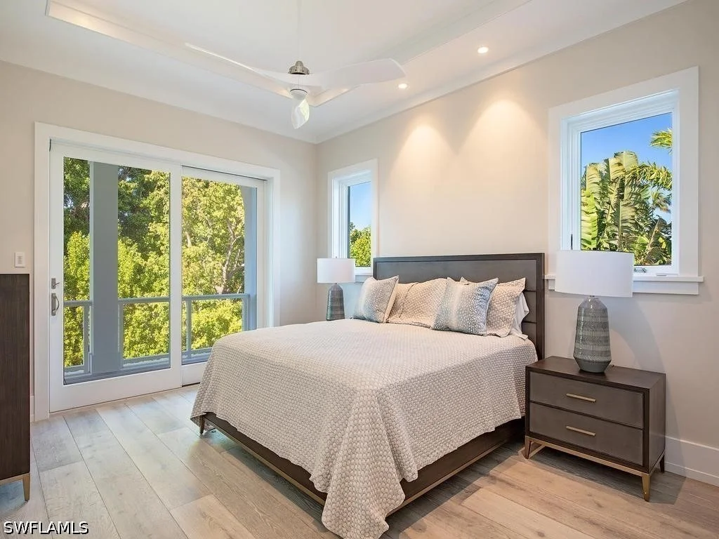 Photo of 225 4th Avenue N