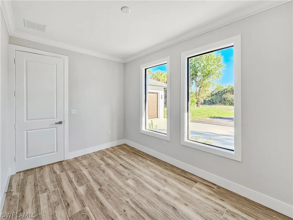 Photo of 2997 28th Avenue SE