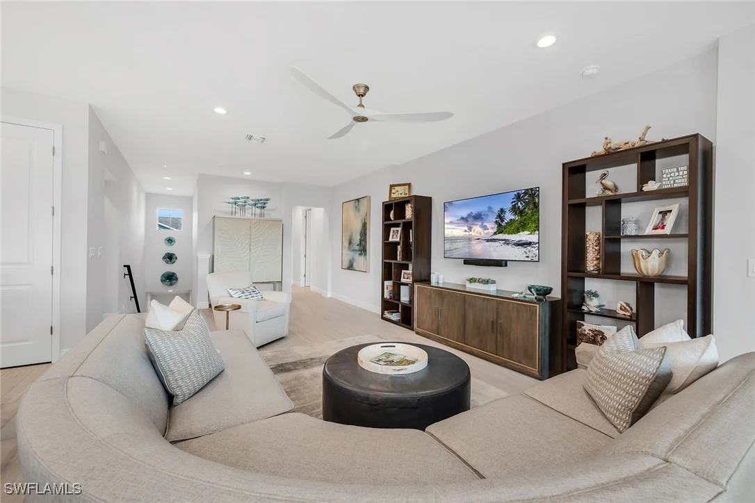 Photo of Unit 1607 at 2609 Seychelles Circle