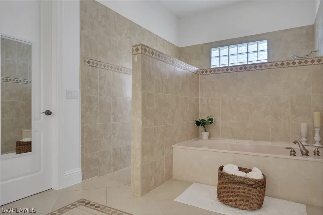Photo of 6181 Hidden Oaks Lane
