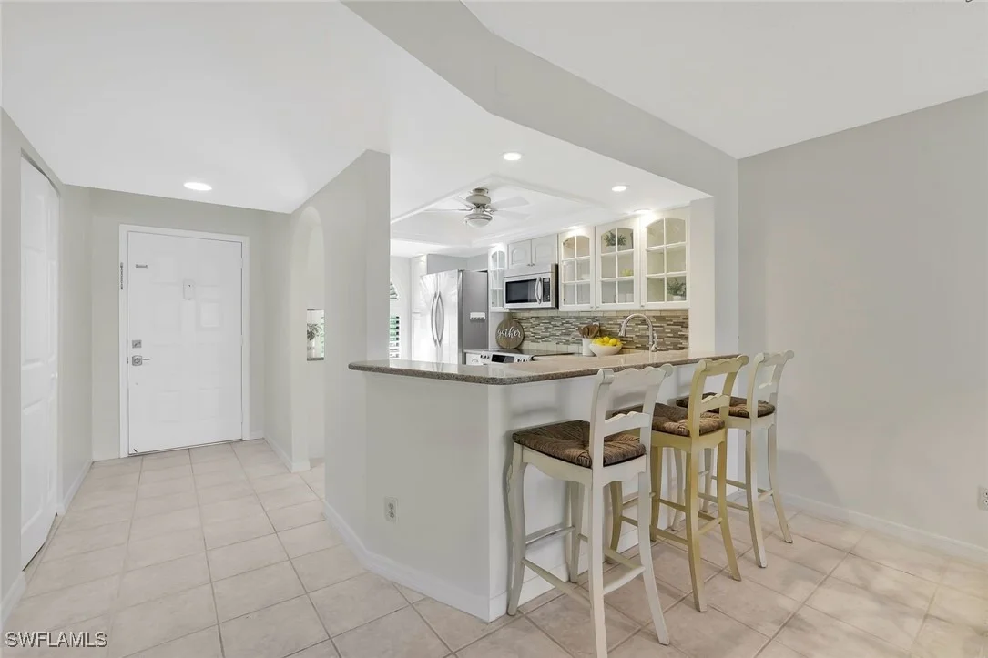 Photo of Unit 6014 at 601 Augusta Boulevard