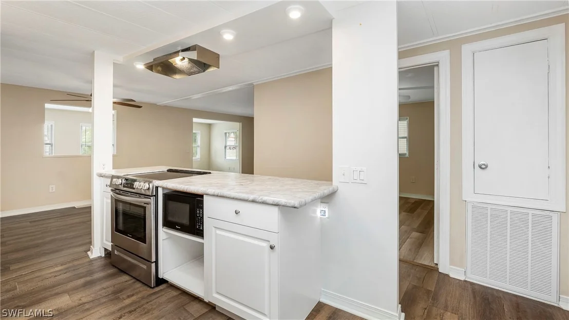 Photo of 851 Manatee Road