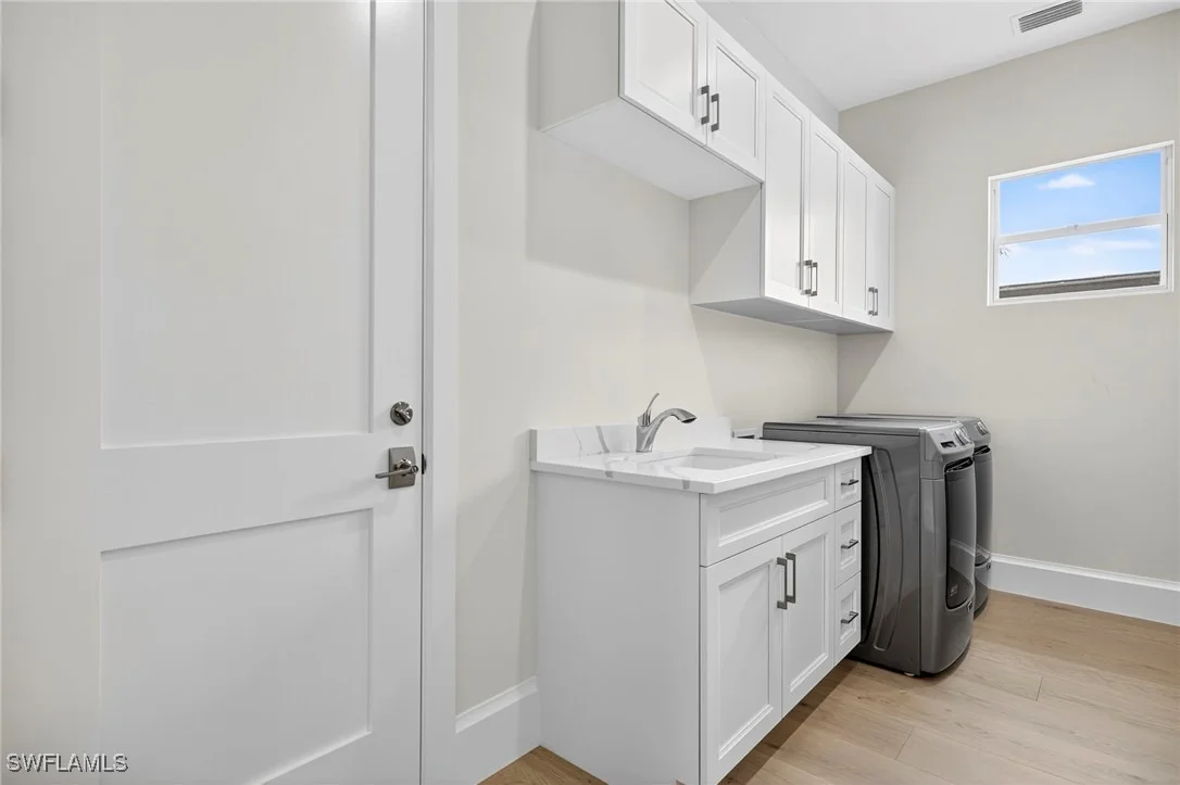 Photo of 664 100th Avenue N