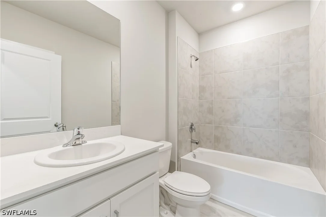 Photo of 17755 SHADE TREE Loop