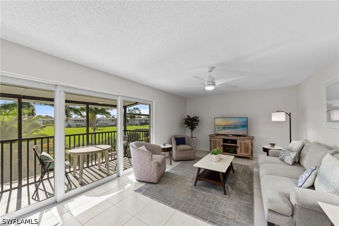 Photo of Unit 4 at 263 Palm Drive