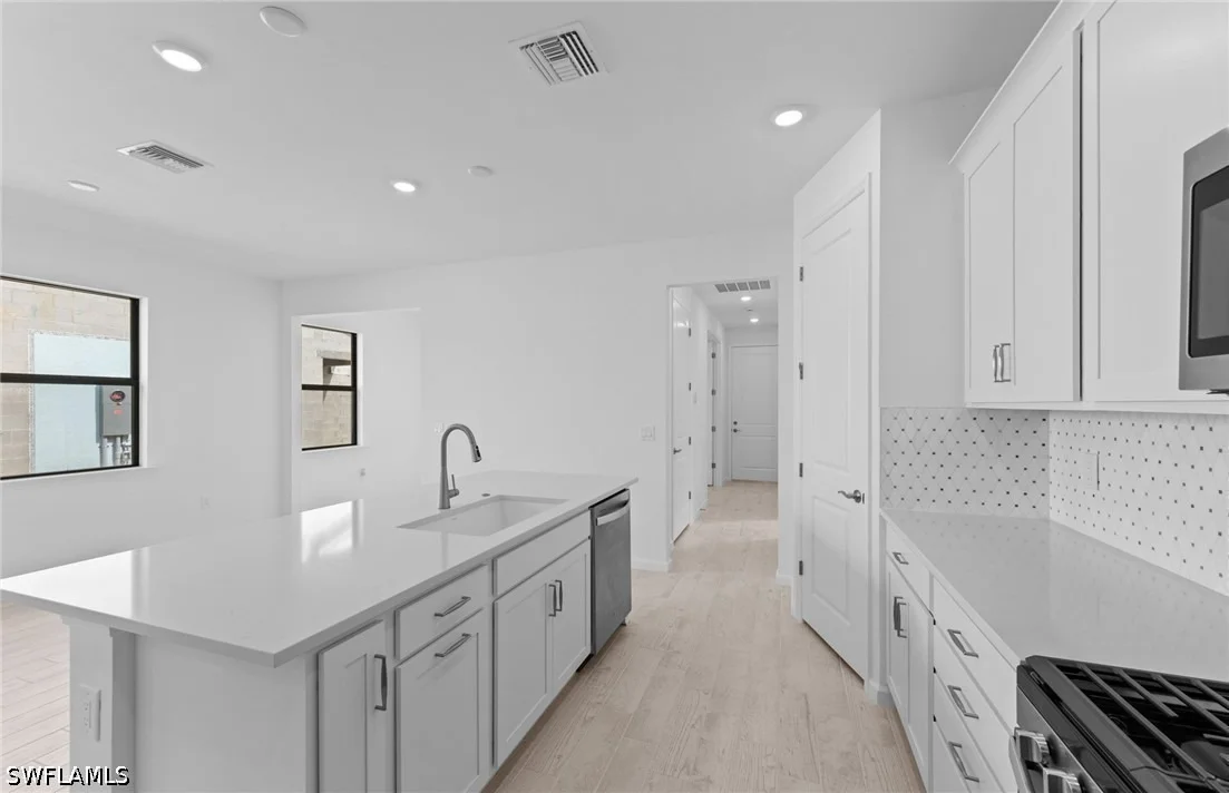 Photo of 2121 Seville Lane