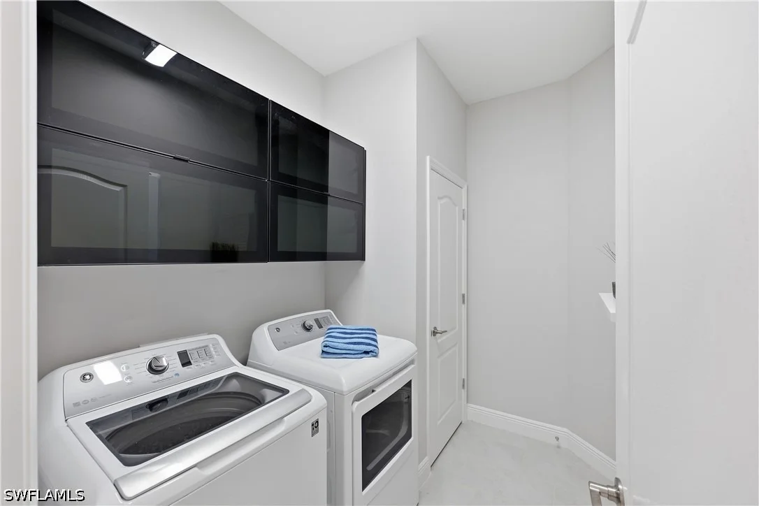 Photo of Unit 908 at 6966 Avalon Circle