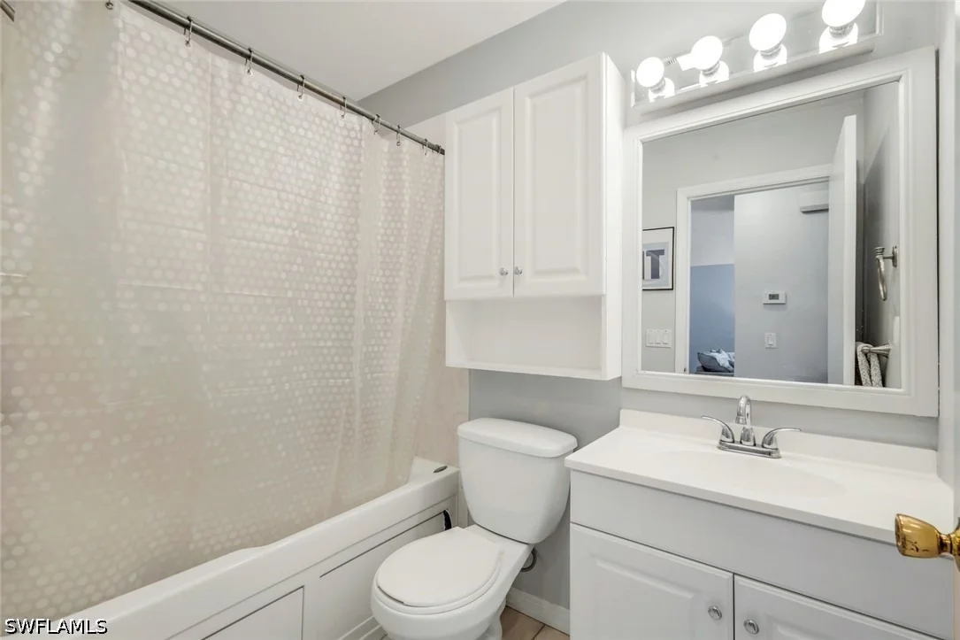 Photo of 779 98th Avenue N