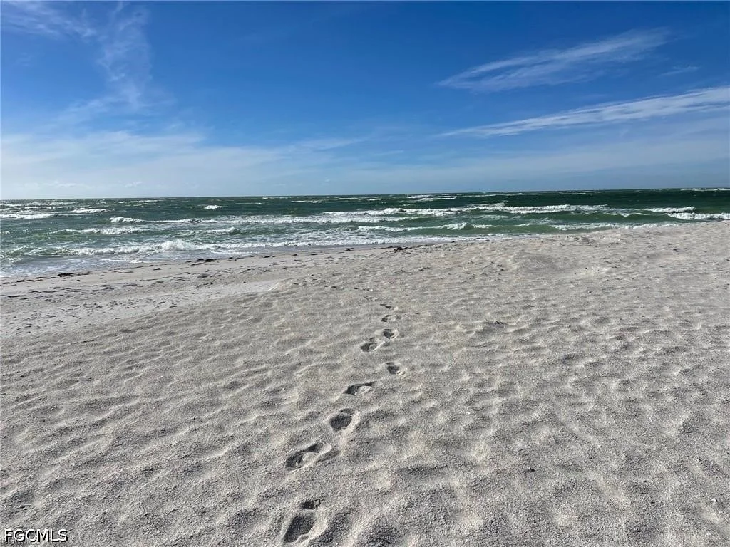 Photo of 516 Longboat Circle