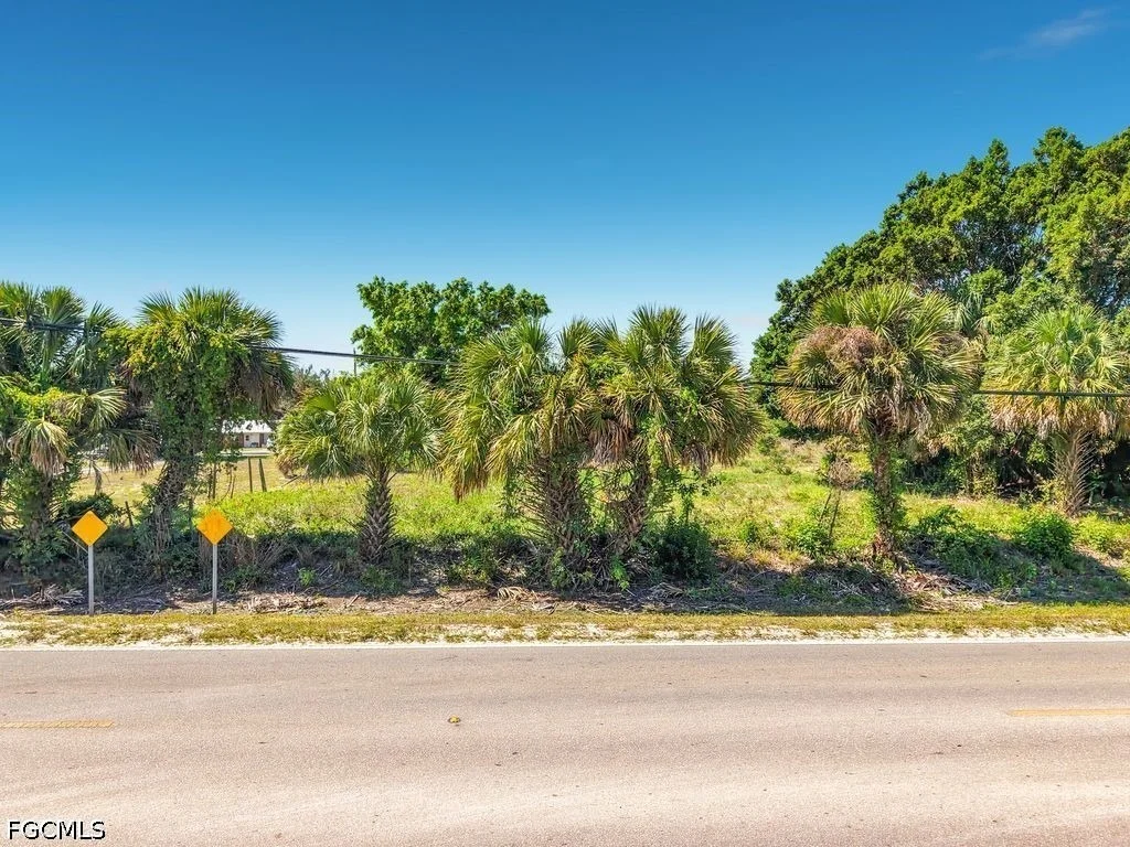 Photo of 4607 LAKE TRAFFORD Road