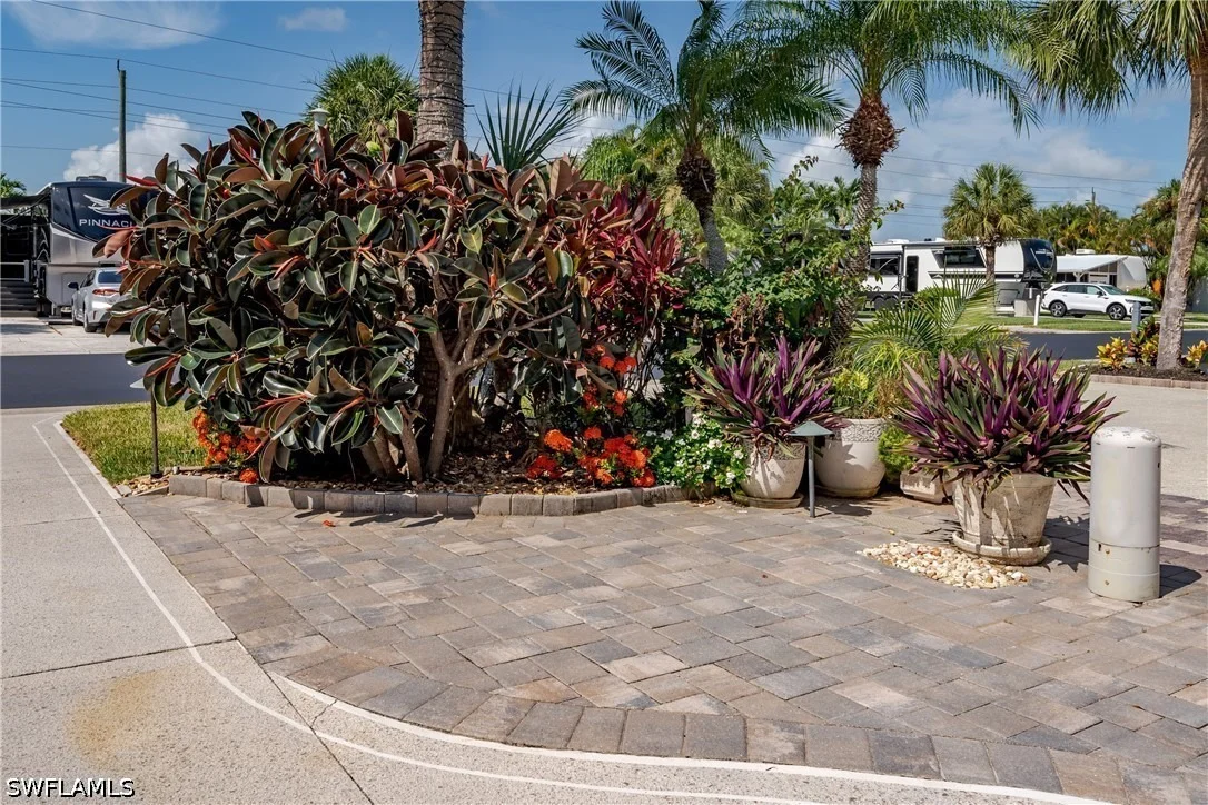 Photo of 1146 Silver Lakes Boulevard